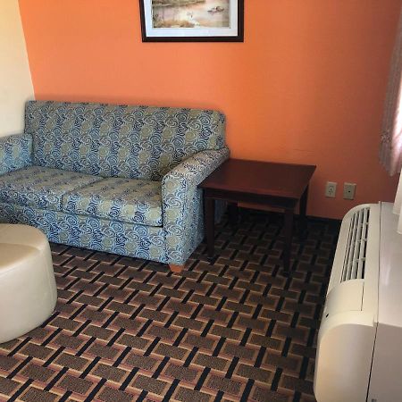 La Grange Executive Inn And Suites Ngoại thất bức ảnh